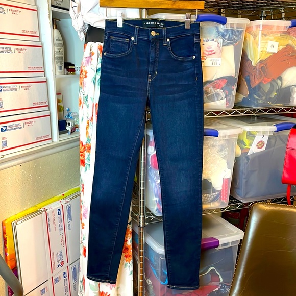 COPY - Veronica Beard Debbie Skinny high rise jeans - Picture 3 of 11